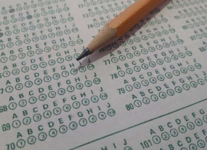 研究表明重考SAT对大学入学成绩有积极影响