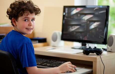 大量使用电视和计算机会影响儿童的学业成绩