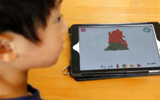 幼儿园使用平板电脑为数字时代做准备