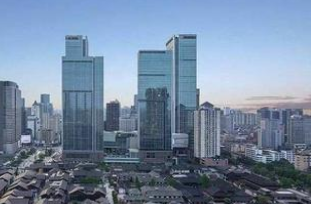 教育新闻：全民共同扮靓城市 离不开志愿者的示范引领作用