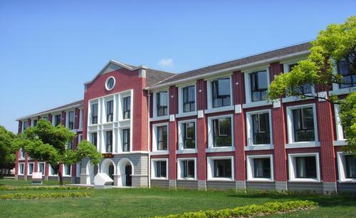 教育新闻：上不上大学不能代表一个人的半生