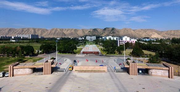 教育新闻：有一所985 211双一流大学很是不起眼 明明是天之骄子却无人问津