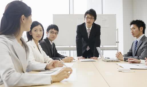 教育新闻：很多人都存在一个误区 误以为985毕业生出来找工作基本都是高薪