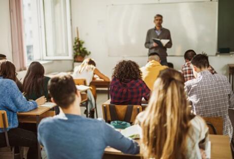 教育新闻：澳大利亚的15岁学生的数学技能已达不到OECD的平均水平