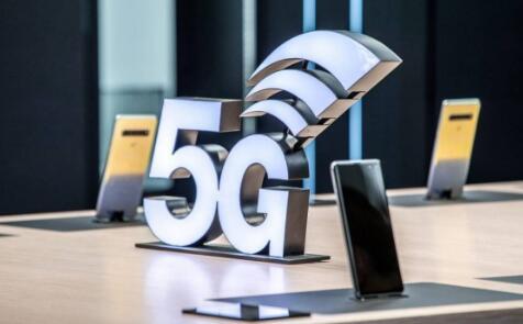 iPhone与Galaxy之战迫使5G手机开始便宜