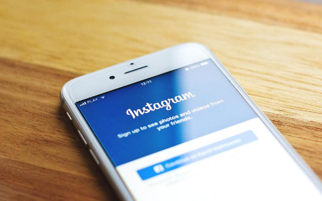 Instagram弹出窗口为阿片类药物成瘾提供支持
