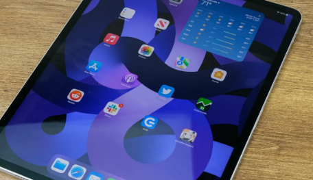 令人惊讶的消息称12.9英寸iPadAir将配备iPadPro的miniLED显示屏