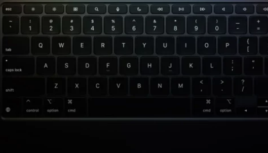 Apple为新款iPadPro推出全新妙控键盘配备功能行和更大的触控板
