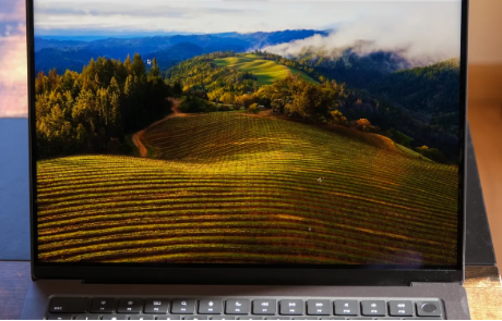 苹果首款可折叠MacBook可能会遭遇大幅延期